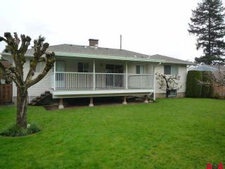 Photo 2: 46542 Pine Avenue in Chilliwack: House for sale : MLS®# H1101747