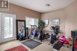 Photo 15: 2285 Lillooet Crescent, in Kelowna: House for sale : MLS®# 10287199