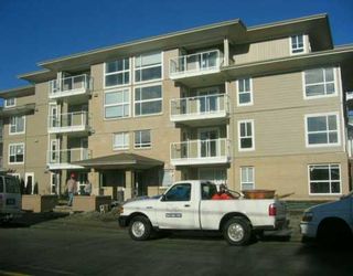 Photo 1: 22255 122ND Ave in Maple Ridge: West Central Condo for sale in "MAGNOLIA GATE" : MLS®# V591902