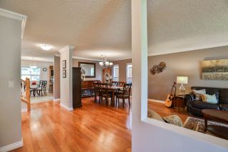 Photo 3: 15894 102A Avenue in Surrey: Guildford House for sale (North Surrey)  : MLS®# R2268207