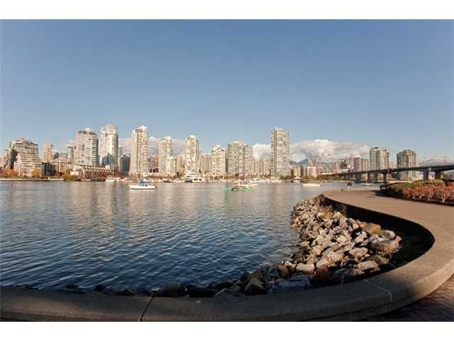 Photo 7: Photos: 315 456 MOBERLY Road in Vancouver: False Creek Condo for sale in "PACIFIC COVE" (Vancouver West)  : MLS®# V887403