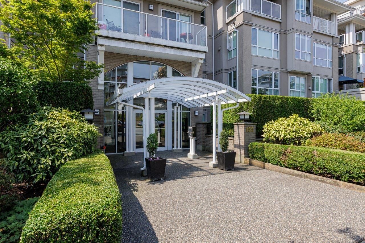 Main Photo: 414 155 E 3RD STREET in North Vancouver: Lower Lonsdale Condo for sale : MLS®# R2796739