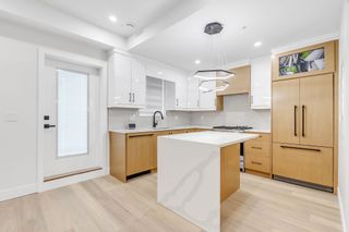 Photo 3: 3440 E 4TH Avenue in Vancouver: Renfrew VE 1/2 Duplex for sale (Vancouver East)  : MLS®# R2880653