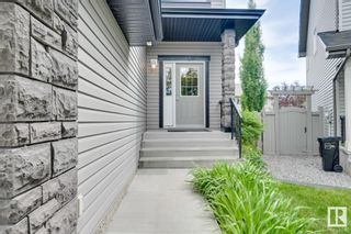 Photo 2: 6715 SPEAKER PLACE Place in Edmonton: Zone 14 House for sale : MLS®# E4306013