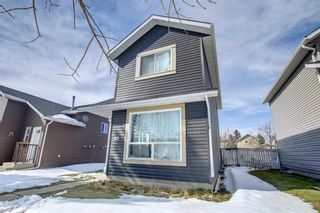 Photo 3: 145 Taradale Close NE in Calgary: Taradale Detached for sale : MLS®# A2023300