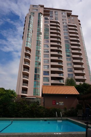 Photo 1: # 1901 612 FIFTH AVE. in New Westminster: Uptown NW Condo for sale : MLS®# V1081231