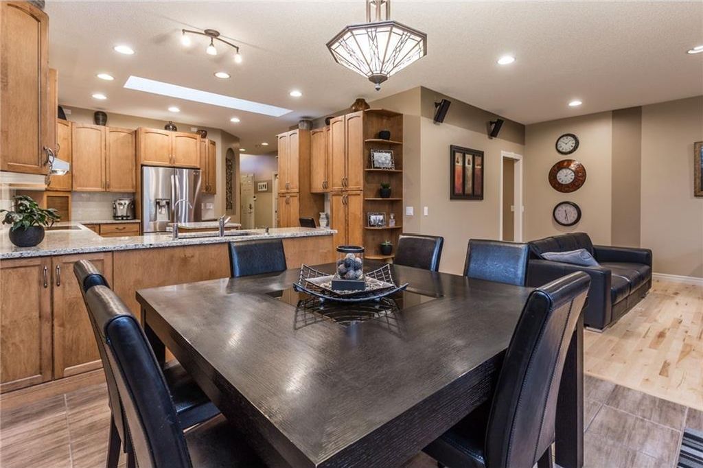 Photo 20: Photos: 256 EVERGREEN Plaza SW in Calgary: Evergreen House for sale : MLS®# C4144042