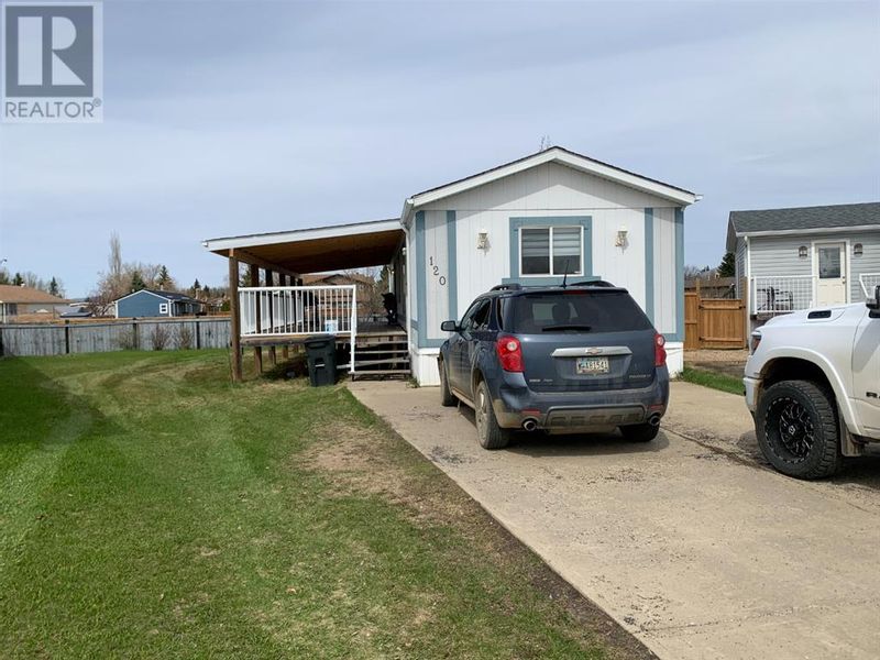 FEATURED LISTING: 120 7A Street Southwest Slave Lake