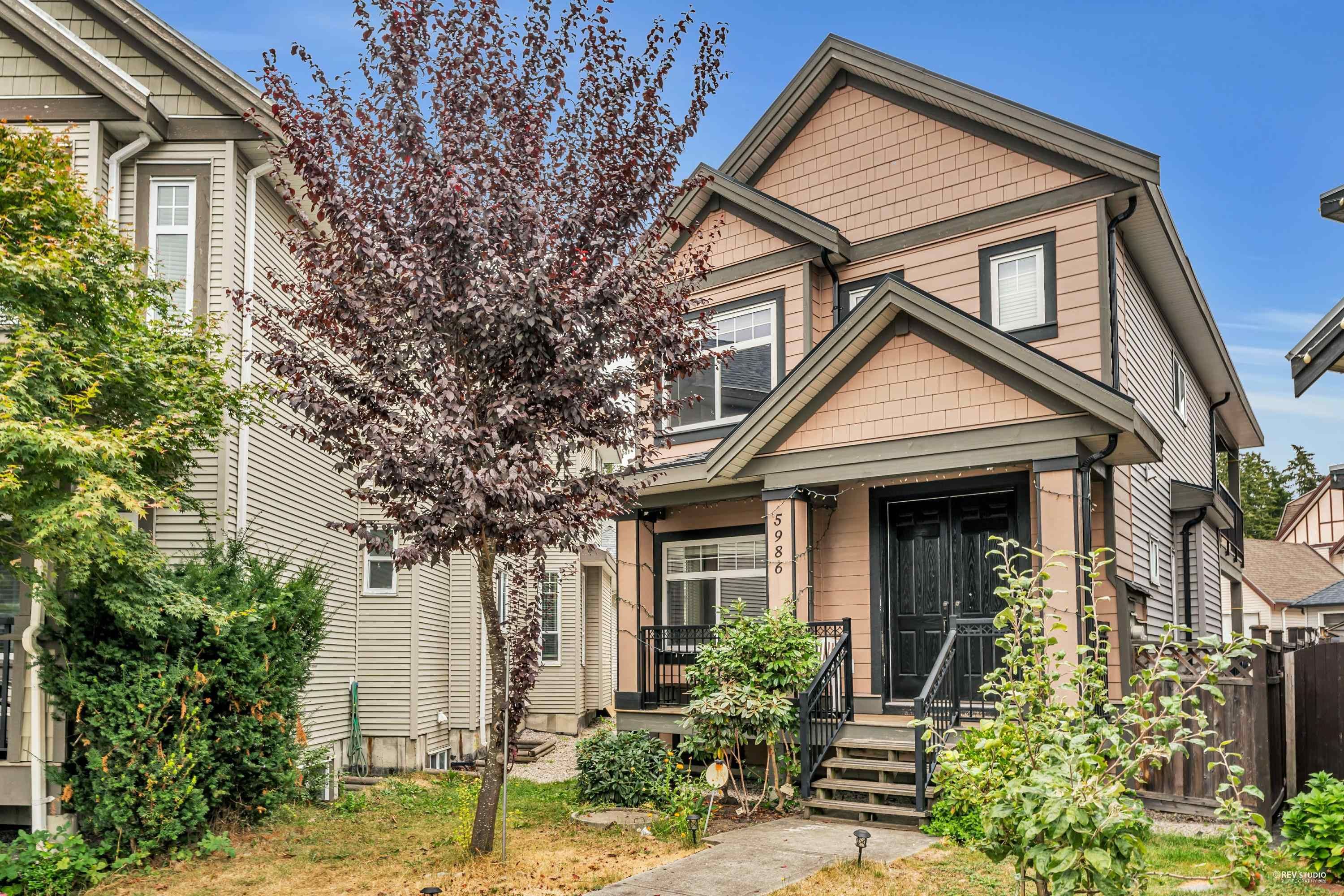 Main Photo: 5986 128A Street in Surrey: Panorama Ridge House for sale : MLS®# R2722884