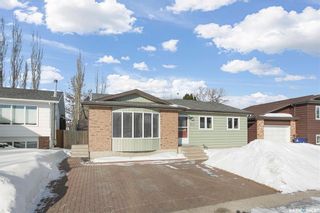 Main Photo: 218 Delaronde Lane in Saskatoon: Lakeview SA Residential for sale : MLS®# SK923203