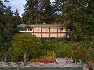 Photo 2: 5375 KEW CLIFF Road in West Vancouver: Caulfeild House for sale in "Caulfeild" : MLS®# R2795427