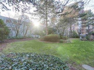 Photo 19: 302 5425 YEW Street in Vancouver: Kerrisdale Condo for sale in "The Belmont" (Vancouver West)  : MLS®# R2337022
