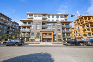 Photo 2: 620 735 ANSKAR Court in Coquitlam: Coquitlam West Condo for sale in "THE OAKS" : MLS®# R2730046