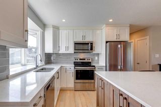 Photo 13: 9944 Warren Road SE in Calgary: Willow Park Detached for sale : MLS®# A2127534