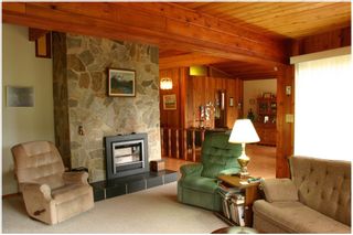Photo 16: 2312 Lakeview Drive in Blind Bay: Cedar Heights House for sale : MLS®# 10065891