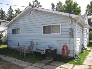 Photo 3: 679 Ebby Avenue in Winnipeg: Residential for sale (1B)  : MLS®# 1723789