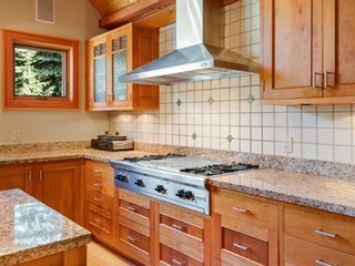 Photo 8: 8115 MCKEEVERS Place in Whistler: Alpine Meadows House for sale : MLS®# R2811105