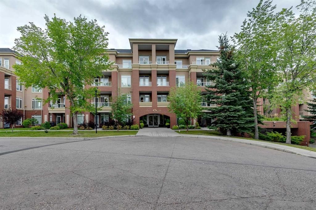Main Photo: 5406 14 Hemlock Crescent SW in Calgary: Spruce Cliff Apartment for sale : MLS®# A2075101