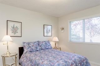 Photo 35: 136 Strathaven Circle SW in Calgary: Strathcona Park Semi Detached for sale : MLS®# A1246386