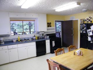 Photo 12: 5115 East Barriere FSR in East Barriere Lake: House for sale