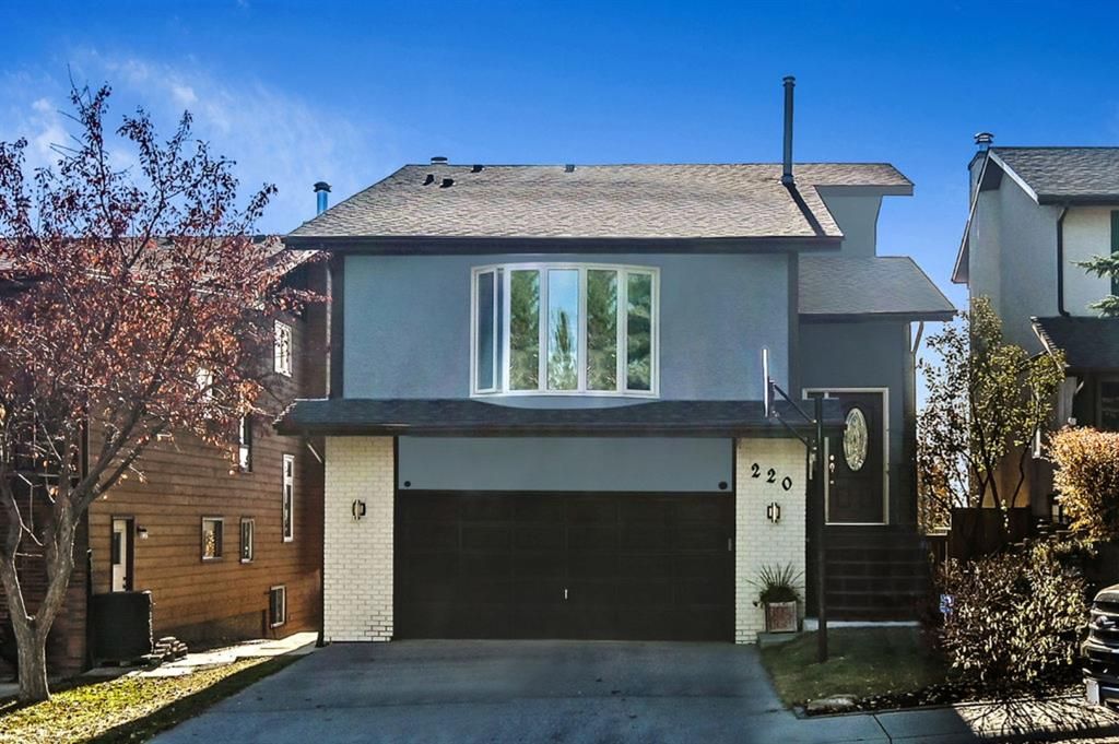 Main Photo: 220 Edgeland Road NW in Calgary: Edgemont Detached for sale : MLS®# A1155195