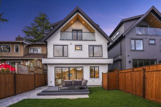 Photo 3: 2 2138 W 48TH Avenue in Vancouver: Kerrisdale 1/2 Duplex for sale (Vancouver West)  : MLS®# R2877550