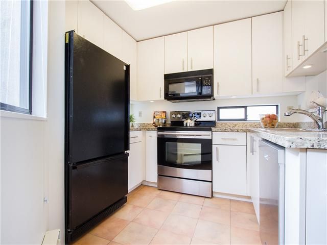 Photo 7: Photos: # 104 811 W 7TH AV in Vancouver: Fairview VW Condo for sale (Vancouver West)  : MLS®# V1110537