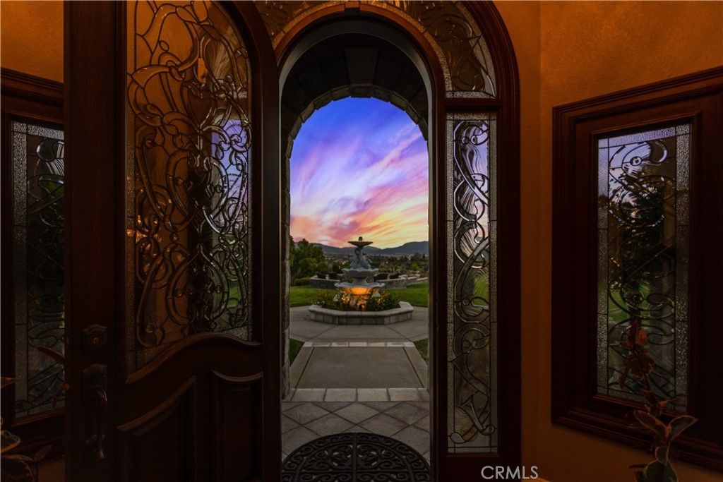 Main Photo: 43370 San Fermin Place in Temecula: Residential for sale (SRCAR - Southwest Riverside County)  : MLS®# SW20214674
