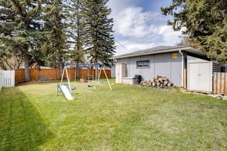 Photo 5: 8040 4A Street SW in Calgary: Kingsland Detached for sale : MLS®# A1220387