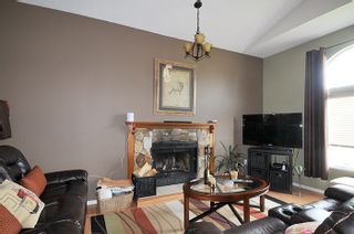 Photo 2: 11860 MEADOWLARK Drive in Maple Ridge: Cottonwood MR House for sale : MLS®# R2010930
