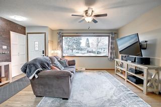 Photo 3: 9615 Assiniboine Road SE in Calgary: Acadia Detached for sale : MLS®# A1202553
