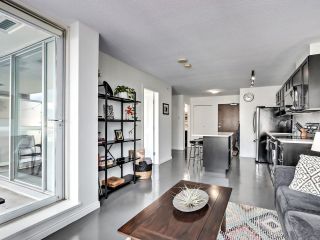 Photo 5: 705 550 TAYLOR Street in Vancouver: Downtown VW Condo for sale in "THE TAYLOR" (Vancouver West)  : MLS®# R2880768