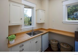 Photo 37: 363 Sunset Ave in Oak Bay: OB Gonzales House for sale : MLS®# 932168