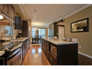 Photo 4: 720 ORWELL Street in North Vancouver: Lynnmour Townhouse for sale in "WEDGEWOOD" : MLS®# V1050702