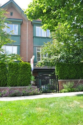 Photo 12: 2575 EAST Mall in Vancouver: University VW Townhouse for sale in "LOGAN LANE" (Vancouver West)  : MLS®# V839250