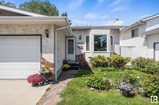 Photo 4: 2916 44A Street NW in Edmonton: Zone 29 House for sale : MLS®# E4301116