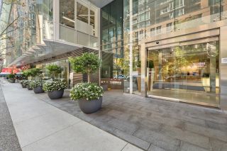 Photo 2: 2202 777 RICHARDS Street in Vancouver: Downtown VW Condo for sale in "Telus Gardens" (Vancouver West)  : MLS®# R2819156