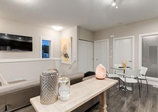 Photo 10: 1 71 34 Avenue SW in Calgary: Parkhill Row/Townhouse for sale : MLS®# A2040634