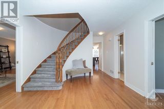 Photo 3: 48 MARBLE ARCH CRESCENT in Ottawa: House for sale : MLS®# 1377087