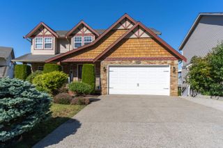 Photo 1: 35487 STRATHCONA Court in Abbotsford: Abbotsford East House for sale : MLS®# R2705327