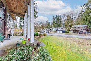 Photo 2: 2610 PATRICIA Avenue in Port Coquitlam: Woodland Acres PQ House for sale : MLS®# R2863835