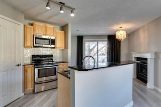 Photo 5: 16 2318 17 Street SE in Calgary: Inglewood Row/Townhouse for sale : MLS®# A2021118