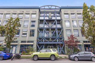Photo 1: 210 237 E 4TH Avenue in Vancouver: Mount Pleasant VE Condo for sale in "Artworks" (Vancouver East)  : MLS®# R2822277