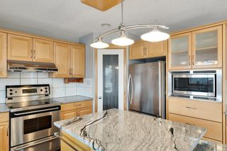 Photo 10: 77 cresthaven View SW in Calgary: Crestmont Detached for sale : MLS®# A1235721