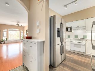 Photo 8: 510 5262 OAKMOUNT Crescent in Burnaby: Oaklands Condo for sale in "St. Andrews" (Burnaby South)  : MLS®# R2872764