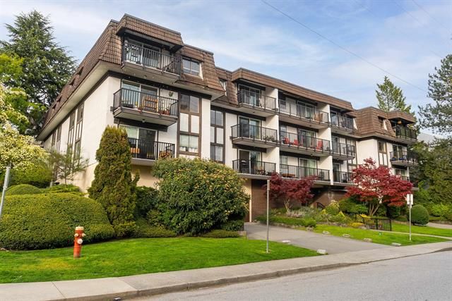 Main Photo: 206 270 1ST Street in NORTH VANCOUVER: Lower Lonsdale Condo for sale (North Vancouver)  : MLS®# R2684772