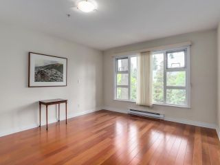 Photo 13: 307 988 W 54TH Avenue in Vancouver: South Cambie Condo for sale in "HAWTHORNE VILLA" (Vancouver West)  : MLS®# R2284275
