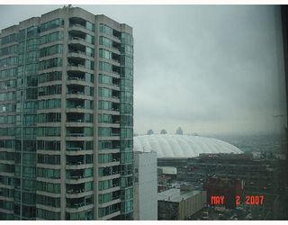 Photo 4: 2010 909 MAINLAND Street in Vancouver: Downtown VW Condo for sale (Vancouver West)  : MLS®# V644844