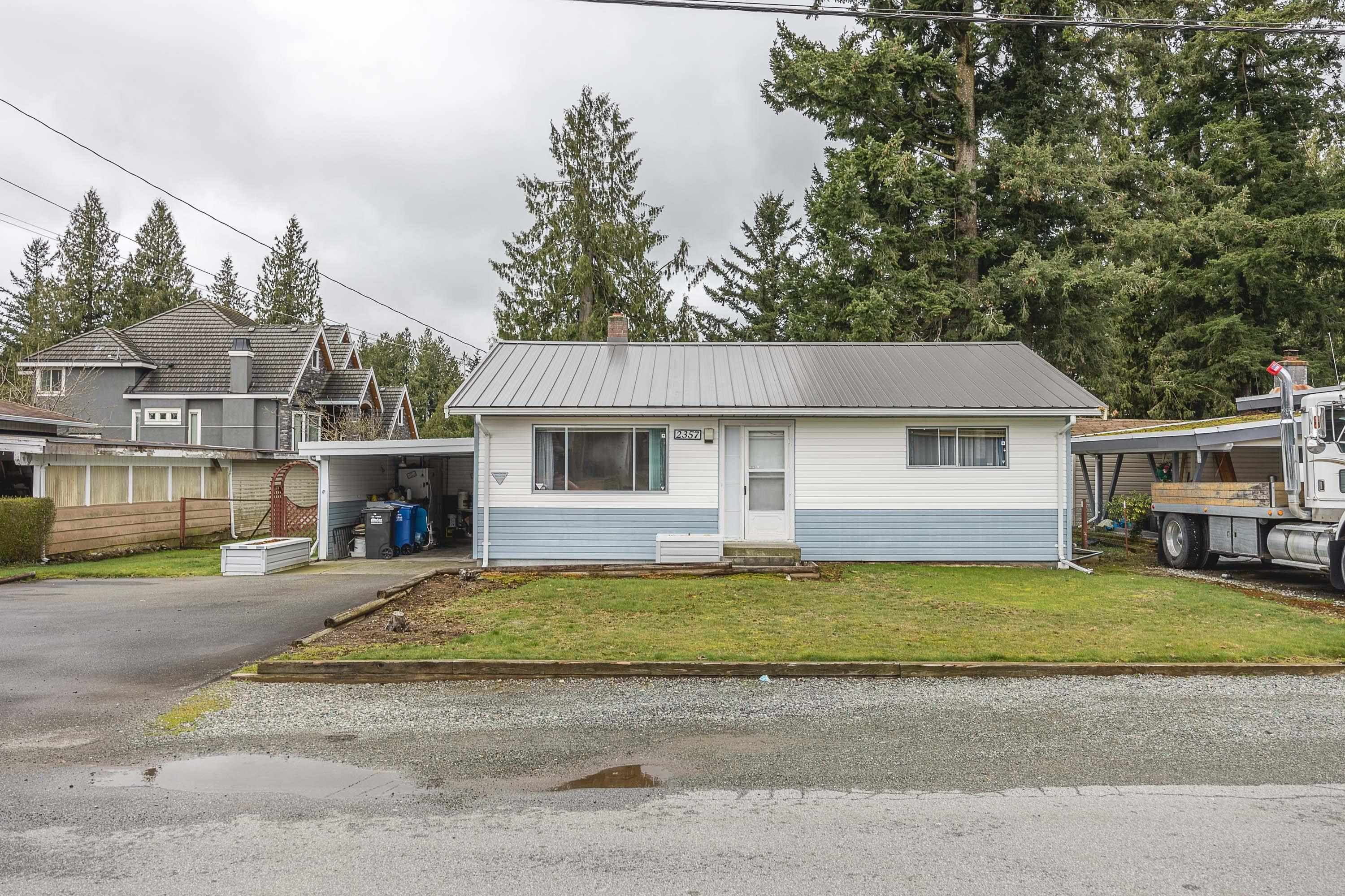 Main Photo: 2357 ALDER Street in Abbotsford: Central Abbotsford House for sale : MLS®# R2671555