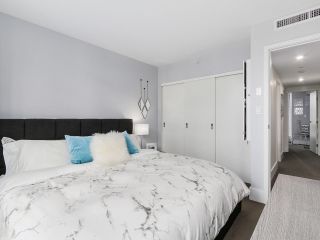 Photo 11: 133 REGIMENT Square in Vancouver: Downtown VW Townhouse for sale in "SPECTRUM" (Vancouver West)  : MLS®# R2152733